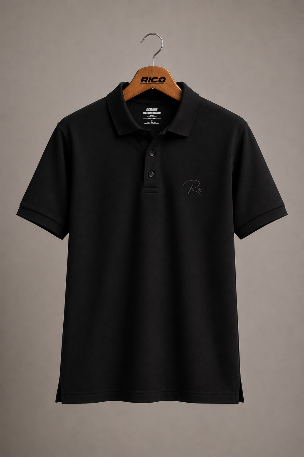 Polo Essencial_Preta Front